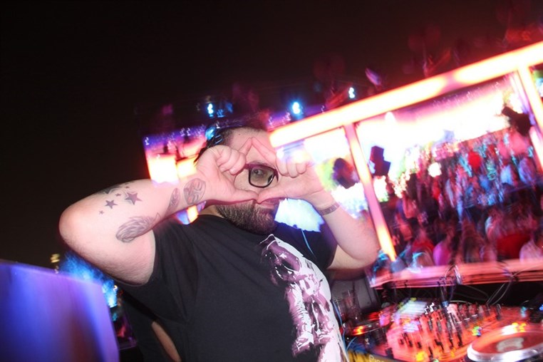 NDU SKYBAR Full Of Stars